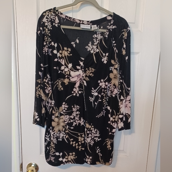 Jaclyn Smith Tops - Jaclyn Smith Mesh Top